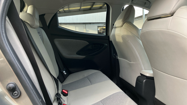 Toyota Yaris 1.5 Hybrid Excel 5dr CVT Hybrid Hatchback